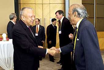 Hong Kong's Chief Executive Tung Chee Hwa officiated at the opening ceremony of the two-day UN "Sustainable Development for Cities".