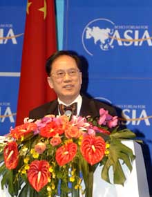 The Chief Executive, Mr Donald Tsang, believes that in driving Asia's growth to the next level, leaders in Asia should focus on the quality of growth and aim to make it more balanced, stable and sustainable.