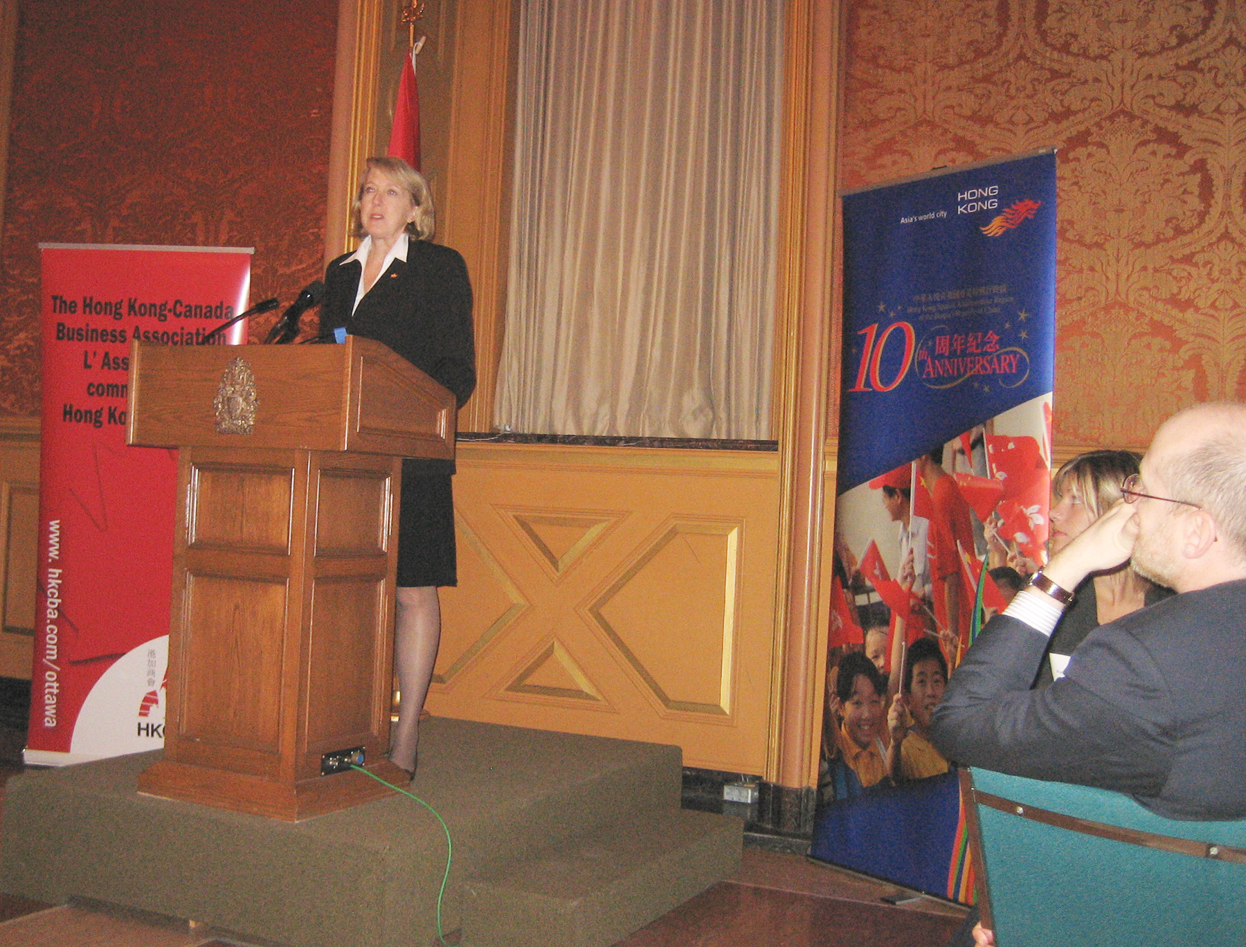President and CEO of Canadian Chamber of Commerce, Ms Nancy Hughes Anthony, urges Canadian businesses to act now and take advantage of the opportunities that Hong Kong has to offer.