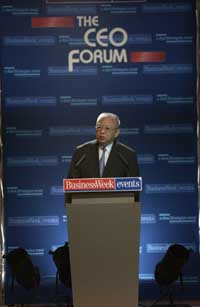 The Hong Kong Chief Executive, Mr Tung Chee Hwa, delivered a speech at the opening ceremony of the CEO Forum organized by Business Week.