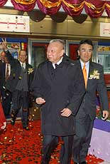 Speaking at the opening of the West Rail, the Hong Kong Chief Executive, Mr Tung Chee Hwa, (left) said the HKSARG would continue to invest in the transport infrastructure in Hong Kong as well as connections to Mainland China.  