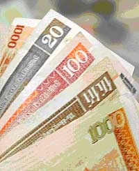 Following approval from the State Council of the Central People's Government, the People's Bank of China has agreed to provide clearing arrangement for banks in Hong Kong to conduct personal renminbi (RMB) business on a trial basis.